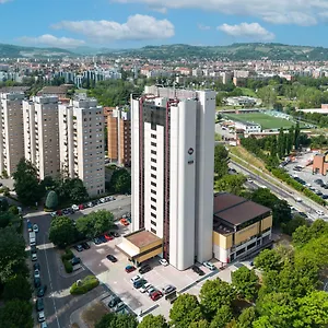 Western Tower Bolonia