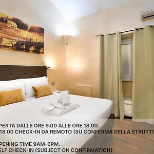 https://trinity-luxury-rooms.it-romehotels.com